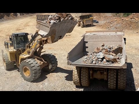 Caterpillar 992G Wheel Loader And Liebherr 984 Loading Cat 777 Dumpers-Sotiriadis/Labrianidis Mining
