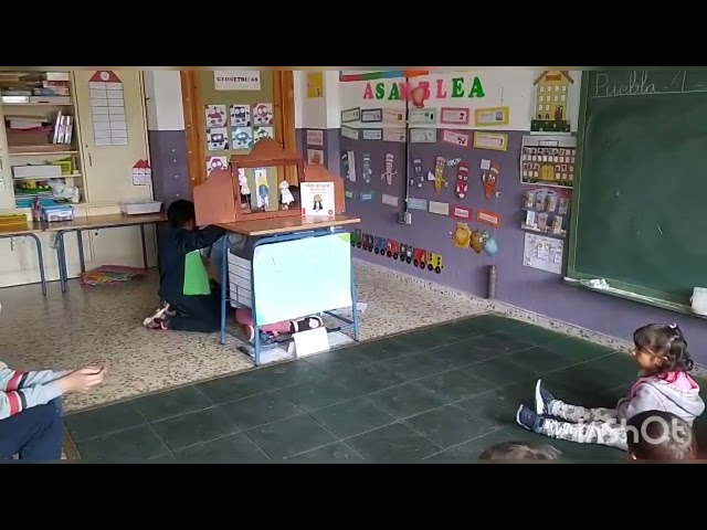 Vídeo relacionado con A CELINA LE GUSTA LA COCINA - CUENTO 4: A Celina le gustaba la Cocina (El Abecedario Fantástico)