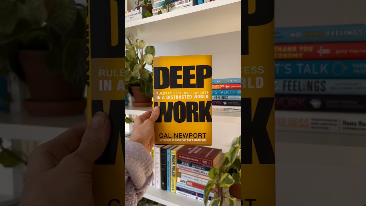 4 Books That Will Teach You Everything About Manipulation 📚🧠