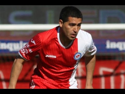 Juan Román Riquelme Panenka Penalty vs Estudiantes_Argentinos vs Estudiantes 1-1 16/10/2014