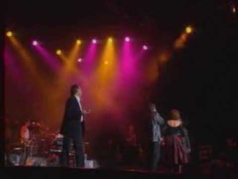 Víctor, Ana, Miguel Ríos y Serrat - 'Contamíname' (directo)