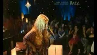 Delta Goodrem: I Can't Break It To My Heart (Live @ Max)