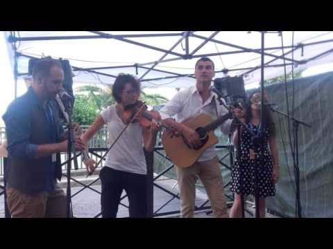 QUE QUIO - Aqueras Montanhas