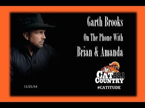 Garth Brooks Chats with Brian and Amanda on Cat Country 98.1