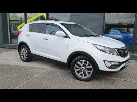 Kia Sportage 1.7 D PLATINUM 2WD - Image 2
