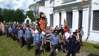 preview picture of video 'Крестный ход в Спирово'