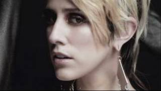 Dev - In The Dark (Remix 2.0) (featuring Kanye West, 50 Cent and Flo Rida)