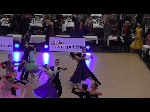052 Adam Čadílek - Vanesa Holíková /MČR STT 2018/ Třinec/ Junior II./ 1.kolo/ Waltz