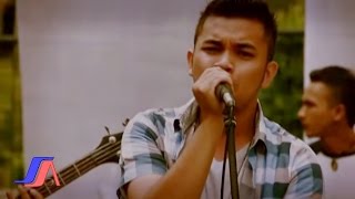 Download lagu Oxygen Band - Terlanjur Sayang mp3