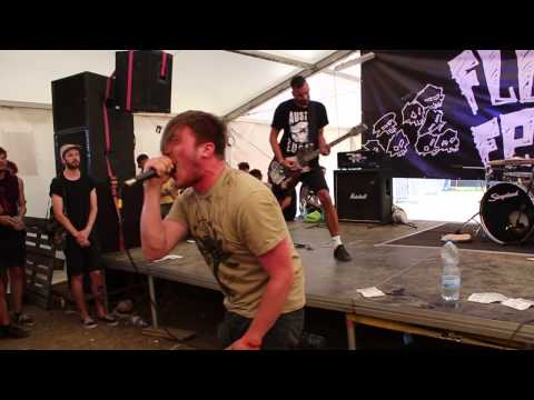 SHEEVA YOGA live am FluffFest (28.07.2013)