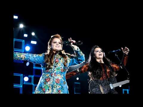 Sorte Que Cê Beija Bem - Maiara e Maraisa – (DVD Ao Vivo Em Campo Grande).