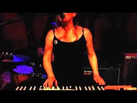 CURLEE WURLEE! Tu es fait pour me sucer (le sang) LIVE @ Sonic Ballroom, Cologne - 20160521