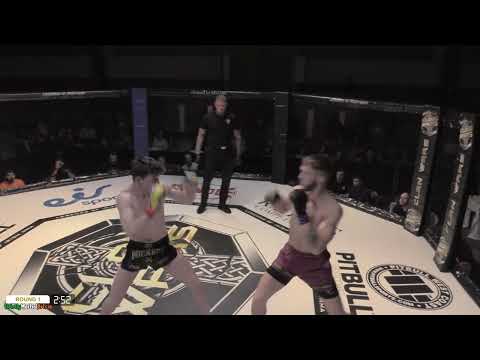 Ben McGinn vs Jake Gilpin - Clan Wars 44