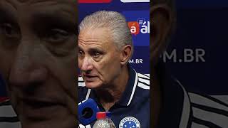 Tite foi vaiado e xingado por torcedores do Cruzeiro após a derrota para o Coritiba