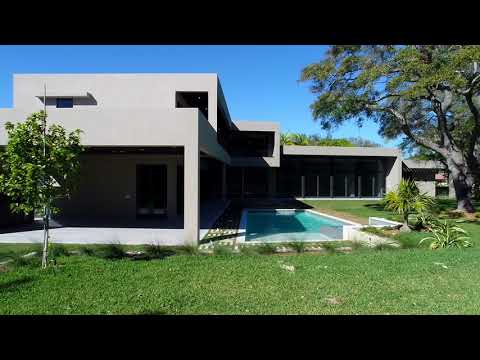 Property Showcase | 5760 SW 111th Ter, Pinecrest