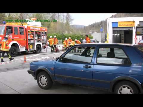 Unfall an der Shell-Tankstelle in Eberbach 01.04.2011