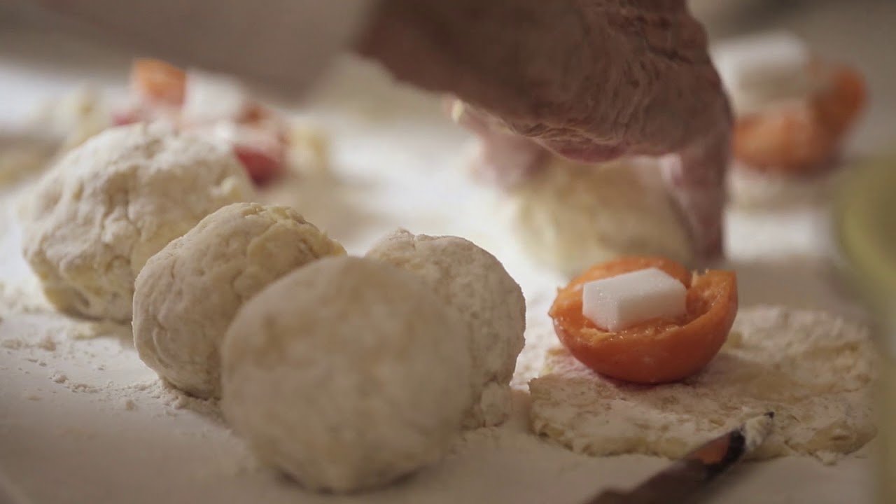 Grandmas Project – Marillenknödel
