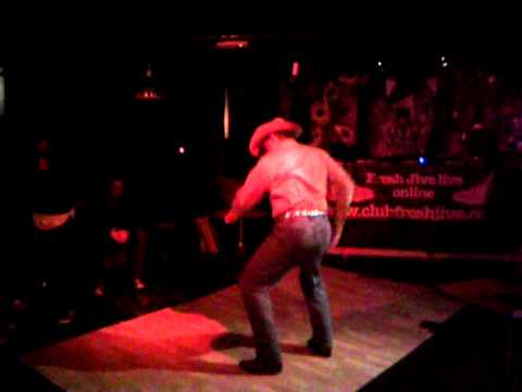 Cowboy Cat Daddy break dance