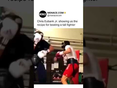 How to beat a tall fighter 😳