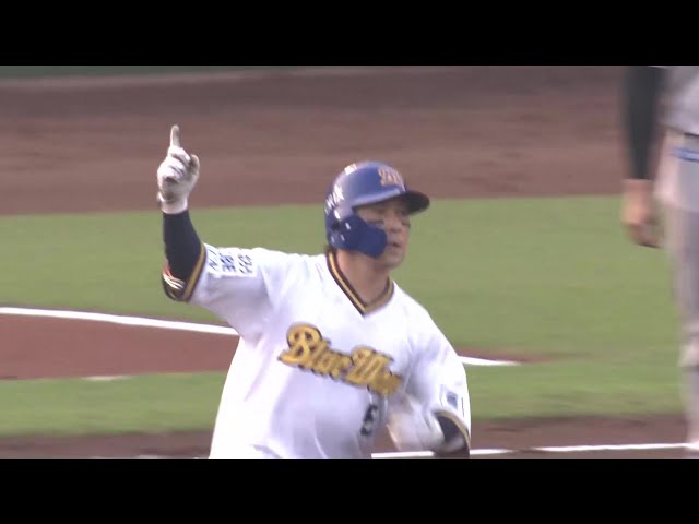 【1回裏】この回3本目!! バファローズ・西野真弘 ライトへ2ランホームランを放つ!! 2025年7月4日 オリックス・バファローズ 対 千葉ロッテマリーンズ