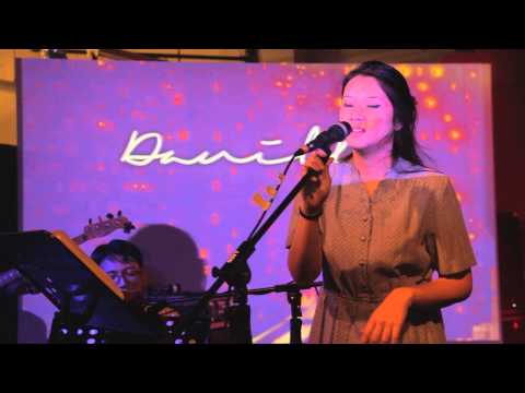 [LIVE] 2015.09.06 Danilla - Oh Jakarta feat. Mondo Gascaro