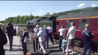 preview picture of video 'Matlock Station 70013 Oliver Cromwell 27th May 2012'