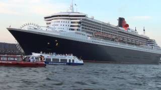 preview picture of video 'Queen Mary 2 - 10 Jahre in Hamburg'