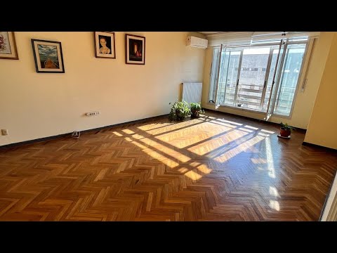 Video de YouTube - Oficina en Venta con  Garage en Ciudad Vieja, Montevideo