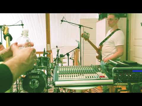 Matkalaukkumiehet - Sitruunaperhonen