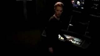 Star Trek: Voyager 724 - &quot;Renaissance Man&quot; (UPN trailer)