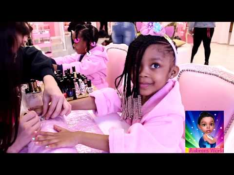 Aubrees Adventures-Glitter and Glam birthday spa with friends