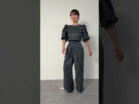 ブルーグレーのジャガードパンツセットアップ 動画