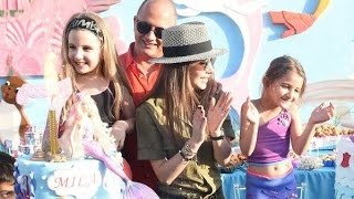 Download lagu Nancy Ajram Daughters Birthday Party - نانسی عجرم مع عائلتها فی عيد الميلاد بنات میلا و ایلا mp3