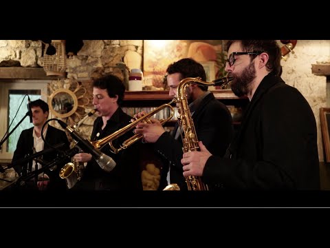 PLAYBOYS SEXTET  ( Visuel Medley )