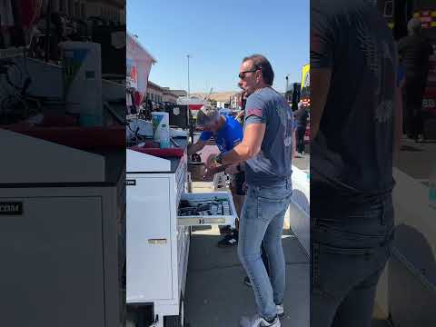 #dmr14 #daveymagrasracing preparing the pit for racing tomorrow here at Sonoma.