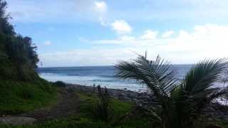 preview picture of video 'Valugan Boulder Beach - Batanes'