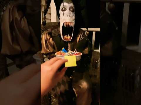 Would YOU Trick or Treat Here?! #horror #scary #halloween