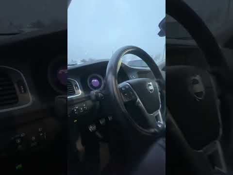 фото volvo s60 ii 0