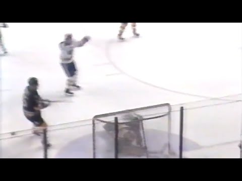 Dale Hawerchuk Goal - Game 4, 1993 Adams Division Semi Finals Sabres vs. Bruins