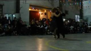 Video thumbnail for FERNANDO GALERA Y VILMA VEGA EN LA MILONGA DEL MORÁN (JULIO 2010) 3/4