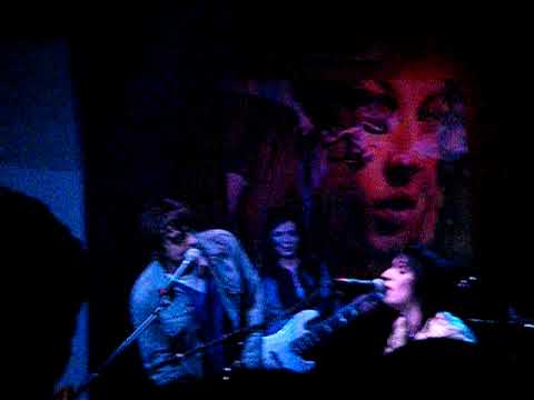PETER DOHERTY AND THE SKUZZIES COVERING A JOHNNY THUNDERS TRACK