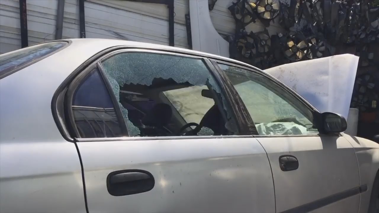 AutoXscape Car Emergency Multi-Tool (Blue) video thumbnail