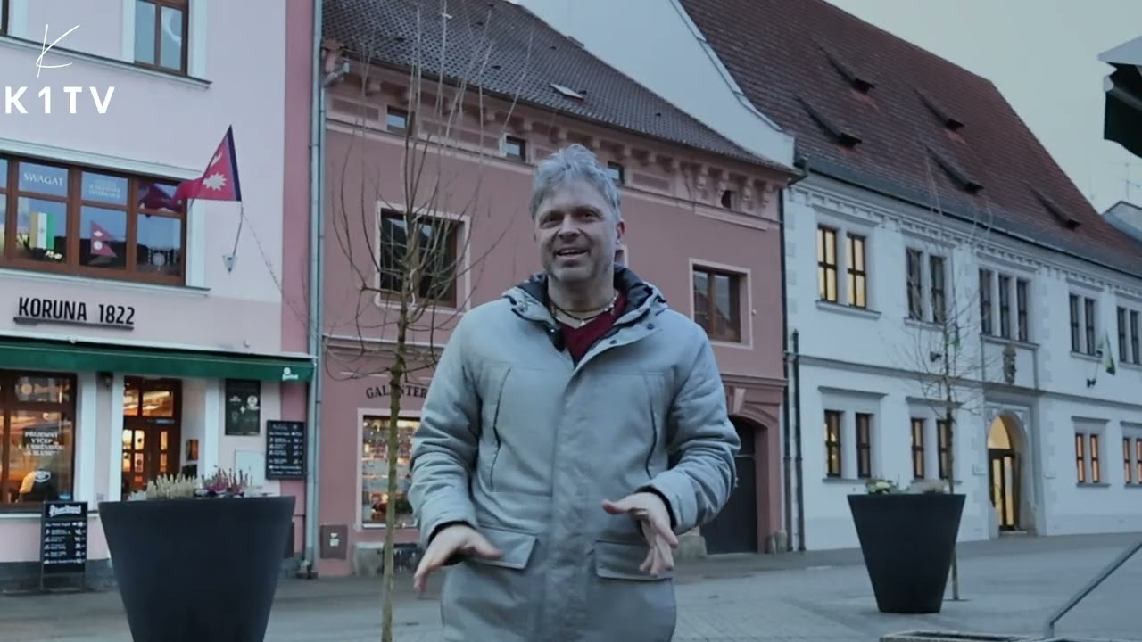 Sokolovští studenti pomáhali čistit "Kameny zmizelých"