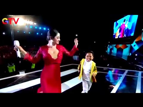 Duet Maut Farel Prayoga dengan Dewi Perssik Lagu Joko Tingkir : Penonton Heboh Antusias