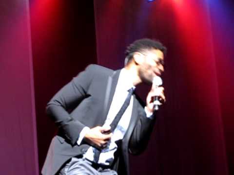 ERIC BENET - "REAL LOVE" LIVE @ THE BEACON THEATER - NYC - JUNE 27, 2012
