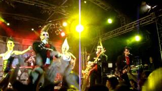 Leningrad Cowboys - Space Tractor live @ Burg, St.Veit an der Glan 10.09.2011