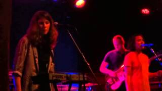 A Sunny Day in Glasgow at Schubas 2 of 2