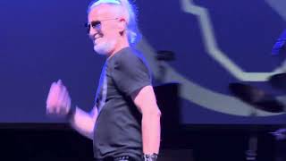 Men Without Hats - The Safety Dance (live in Boston 7/17/24