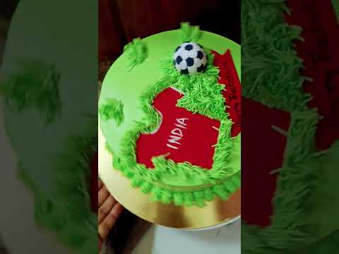 Designer cakes!!! 100% veg cakes!!!For order or enquiryCall -+917908387293Whatsapp - +917407005771