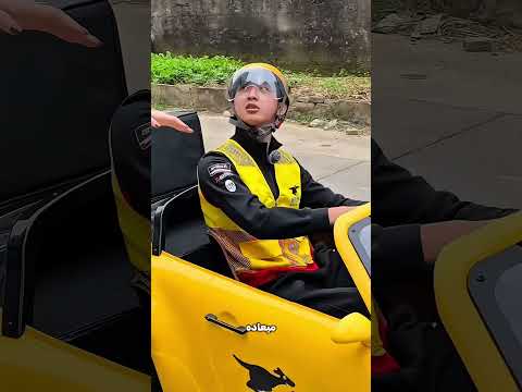 عامل البيتزا وصل بعربية صغيرة… لكن الدريفت اللي عمله صدمها! 😳🍕🚗